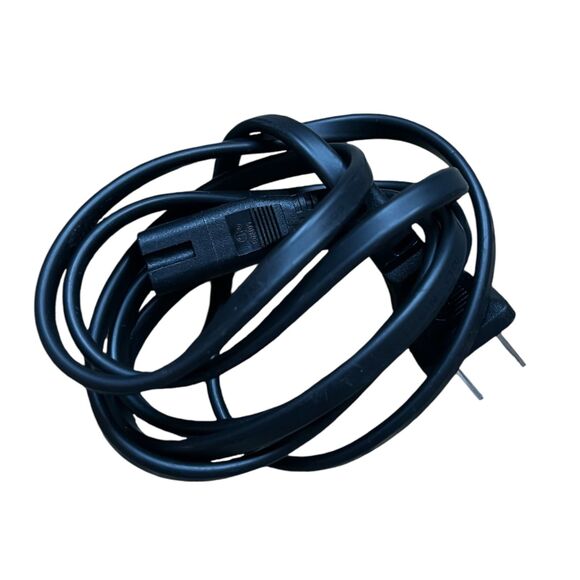 Microsoft Xbox One S White With Games/ 6 Controllers - Picture 11 of 11